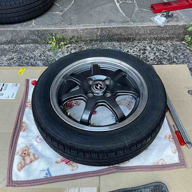 タイヤ組み換え