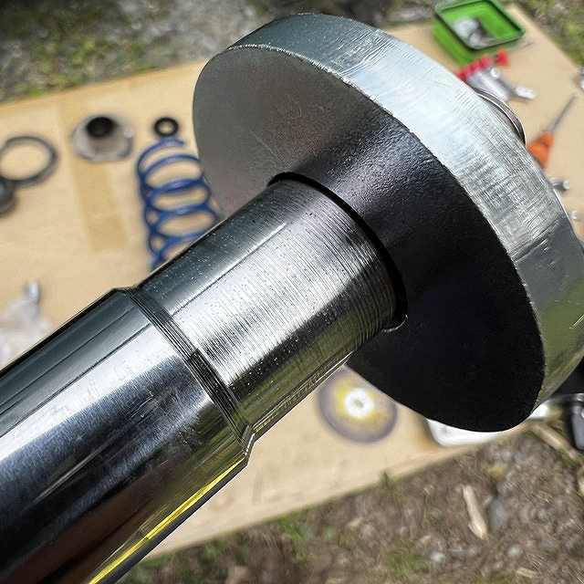 リフトアップスプリング取り付け