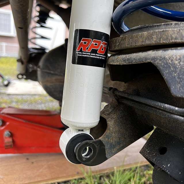 リフトアップスプリング取り付け