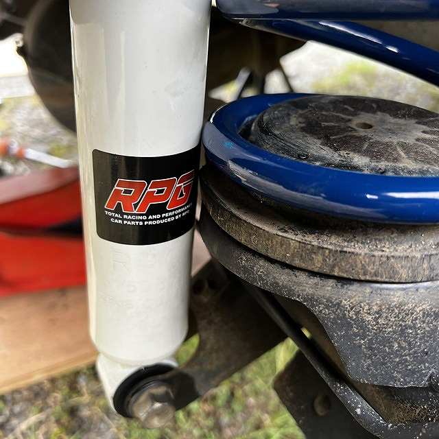 リフトアップスプリング取り付け