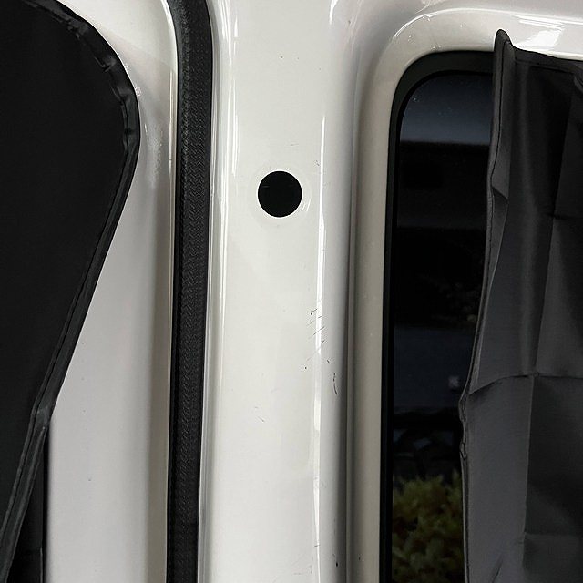 リアシートベルト取付