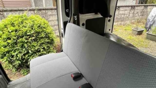 リアシートベルト取付