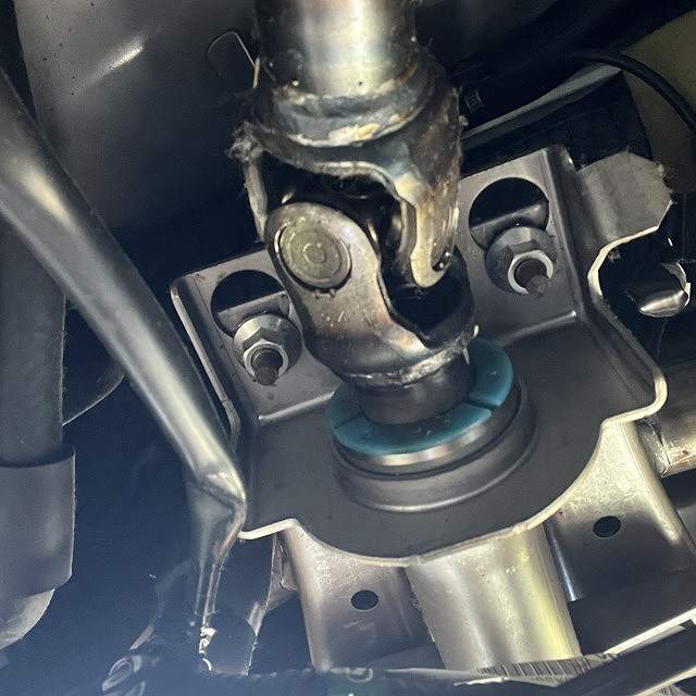 ステアリング交換