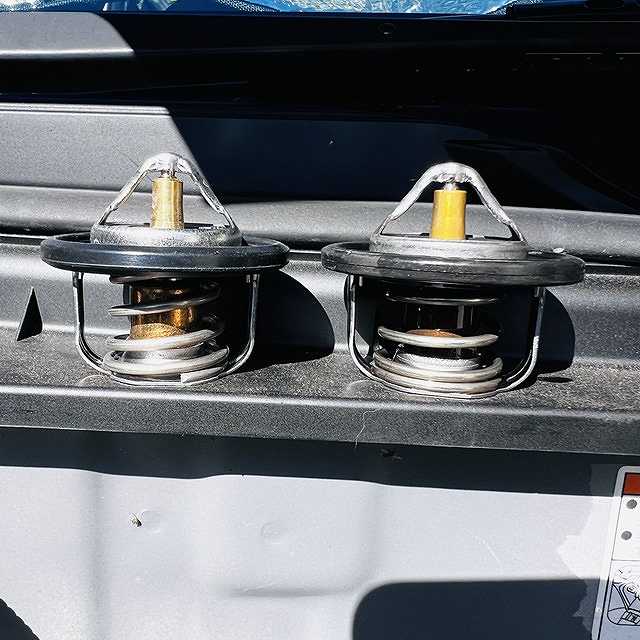 サーモスタット交換