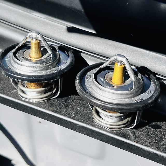 サーモスタット交換